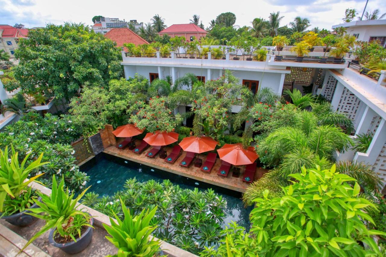 The Moon Residence & Spa Siem Reap Exterior photo