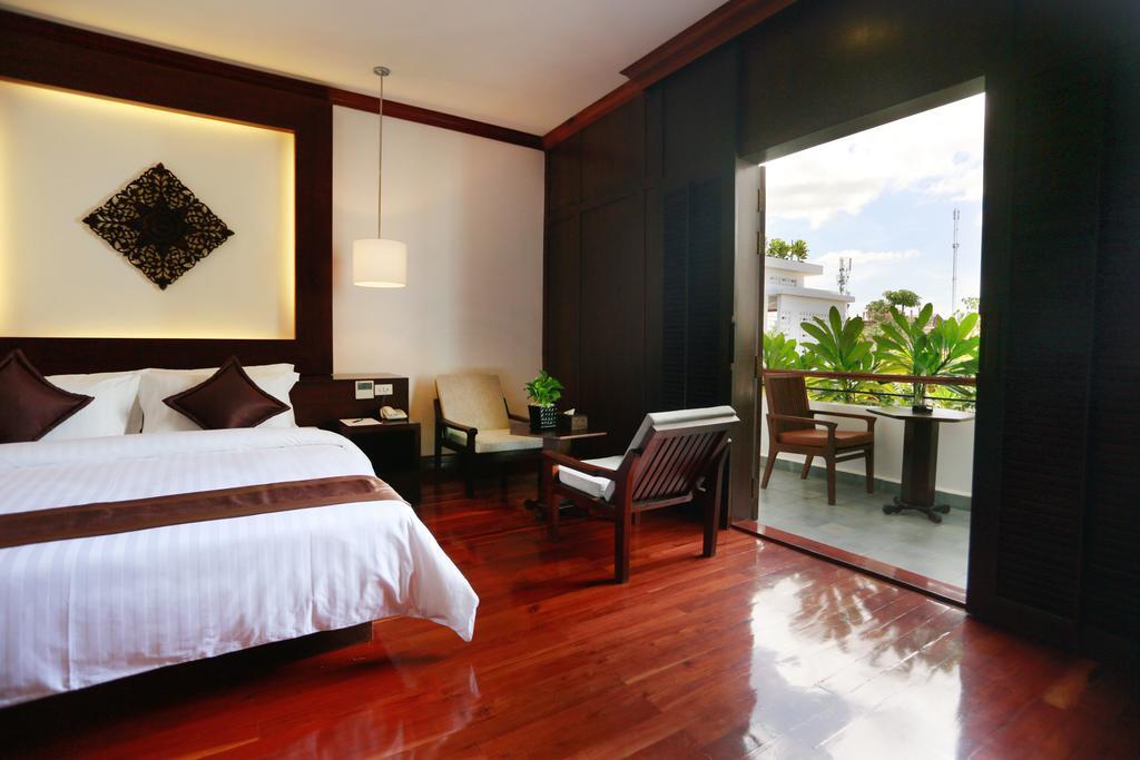 The Moon Residence & Spa Siem Reap Room photo